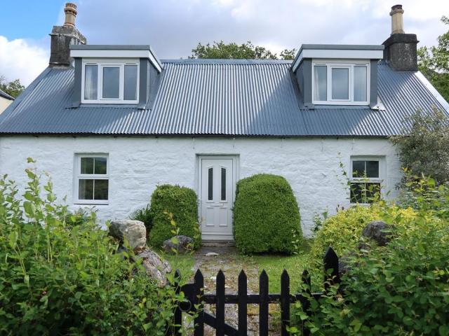 1 bedroom cottage for sale