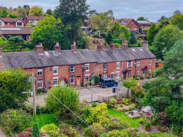 1 bedroom cottage for sale