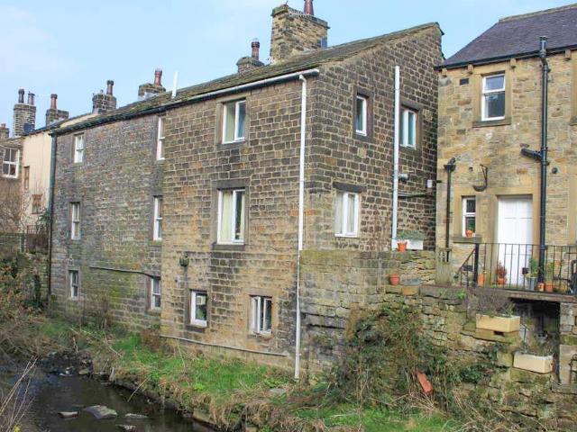 1 bedroom cottage for sale