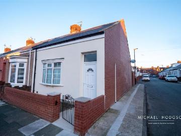 1 bedroom cottage for sale