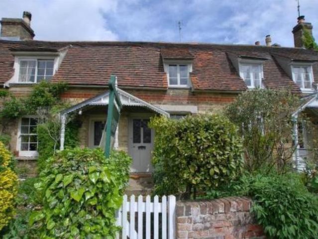1 bedroom cottage for sale in Brook Street Colne Engaine Essex CO6