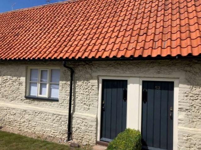 1 Bedroom Cottage House