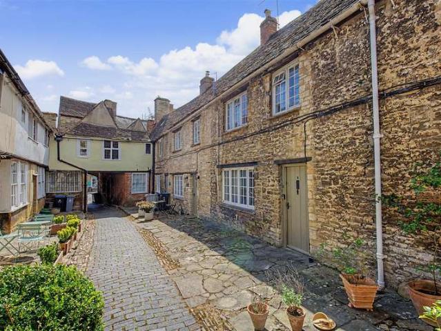 1 Bedroom Cottage House