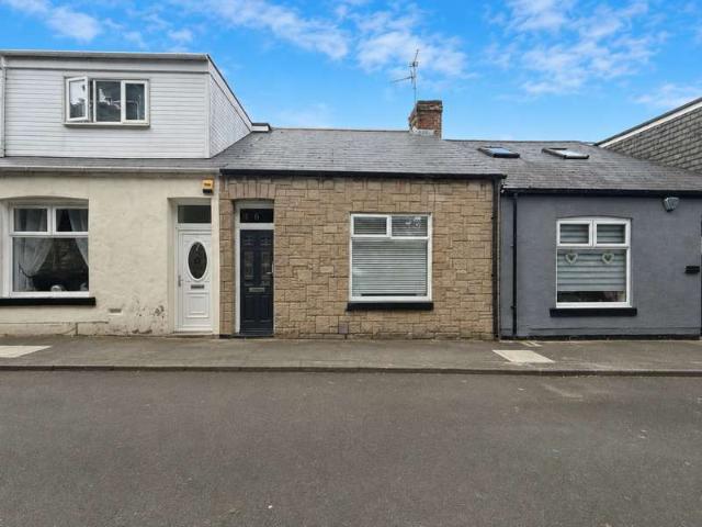 1 Bedroom Cottage House