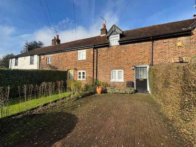1 Bedroom Cottage House