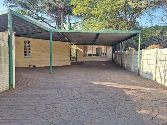 1 Bedroom cottage rented in Kensington B, Randburg