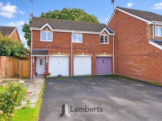 1 bedroom coach house for sale