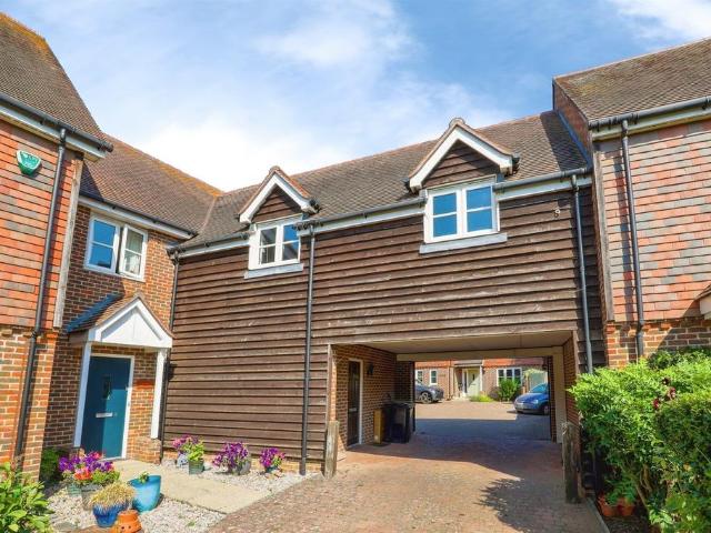 1 bedroom coach house for sale