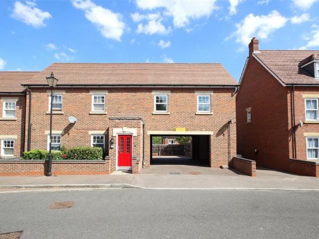 1 bedroom coach house for sale