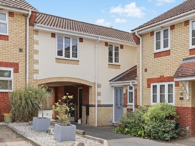 1 bedroom coach house for sale