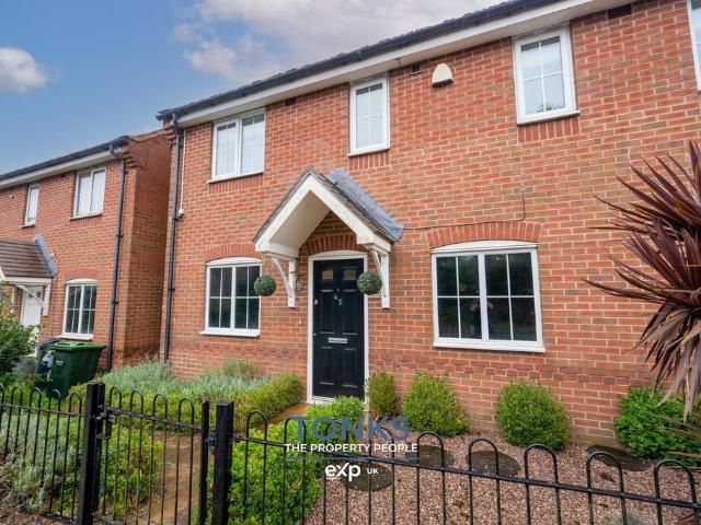 1 bedroom coach house for sale