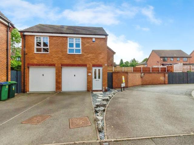 1 bedroom coach house for sale
