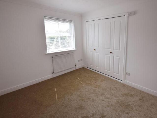 1 bedroom coach house to rent