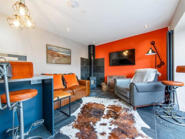 1 Bedroom Coachhouse