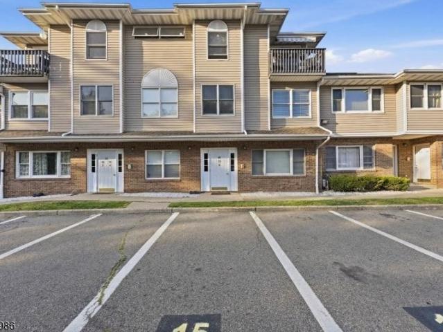 1 Bedroom Condo for Rent at 235 Dakota St, Paterson, NJ 07503 South Paterson