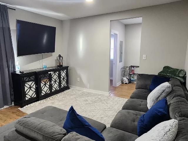1 Bedroom Condo for Rent at 432 Sanders St #A, Indianapolis, IN 46225 Near Southside