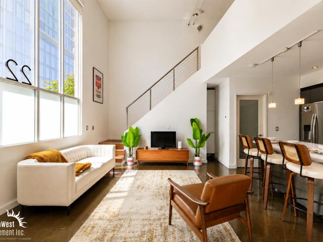 1 Bedroom Condo for Rent at 948 G St #22, San Diego, CA 92101 East Village