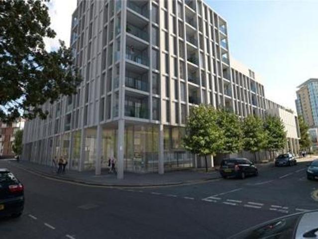1 Bedroom Condo London England 105509713