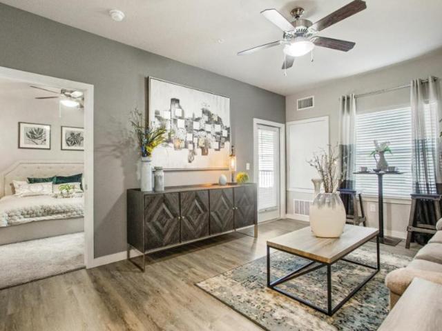 1 bedroom, Conroe TX 77301 LS105775637
