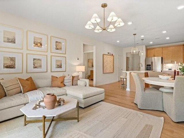 1 bedroom, Canton MA 02021 105476121