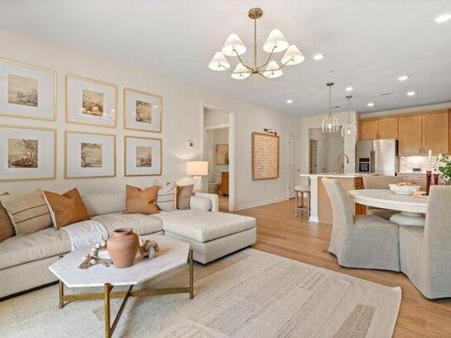 1 bedroom, Canton MA 02021 105476871