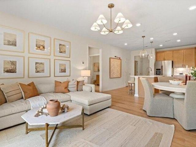 1 bedroom, Canton MA 02021 105478420