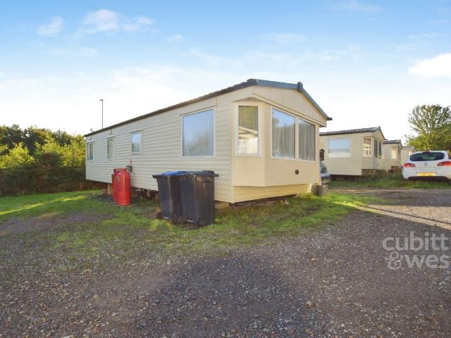 1 bedroom caravan to rent