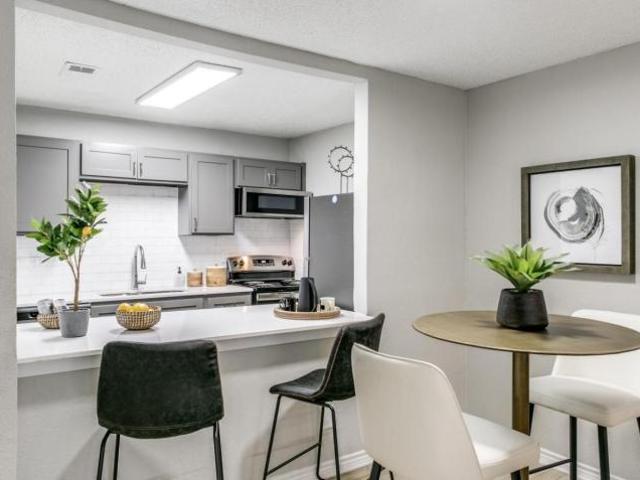 1 bedroom, Carrollton TX 75006 LS105636633