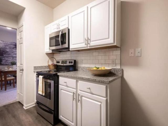 1 bedroom, Cary NC 27513 LS105479720