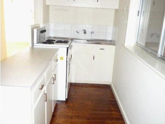 1 Bedroom Central Albury Unit
