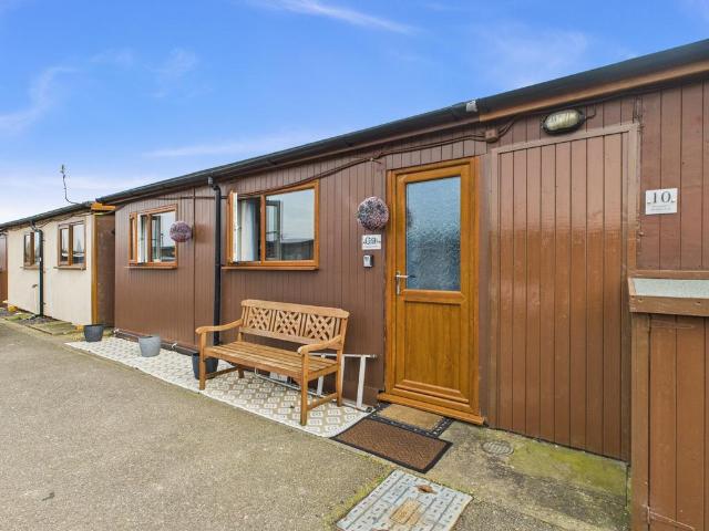 1 bedroom chalet for sale