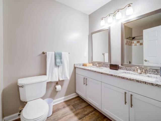 1 bedroom, Chapel Hill NC 27516 106214420