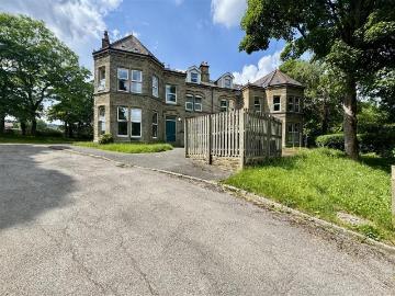 1 bedroom character property to rent