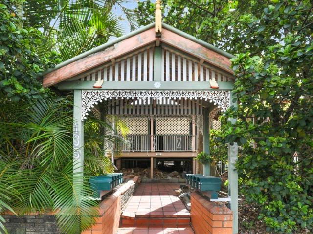 1 BEDROOM CHARACTER UNIT IN CENTRAL LOCALE!