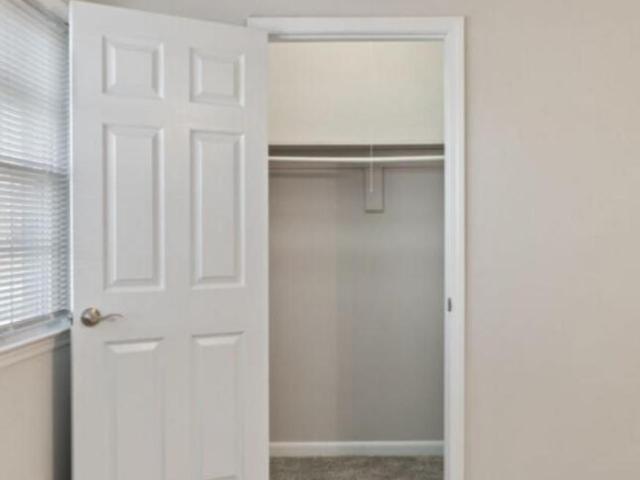 1 bedroom, Charlotte NC 28205 LS105597149