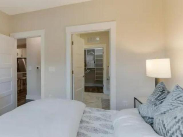 1 bedroom, Charlotte NC 28208 LS105563774
