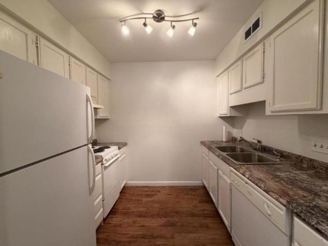 1 bedroom, Charlotte NC 28210 LS105670505