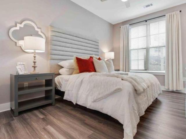 1 bedroom, Charlotte NC 28277 105985984