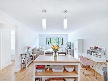 1 bedroom, Chelsea MA 02150 103440342
