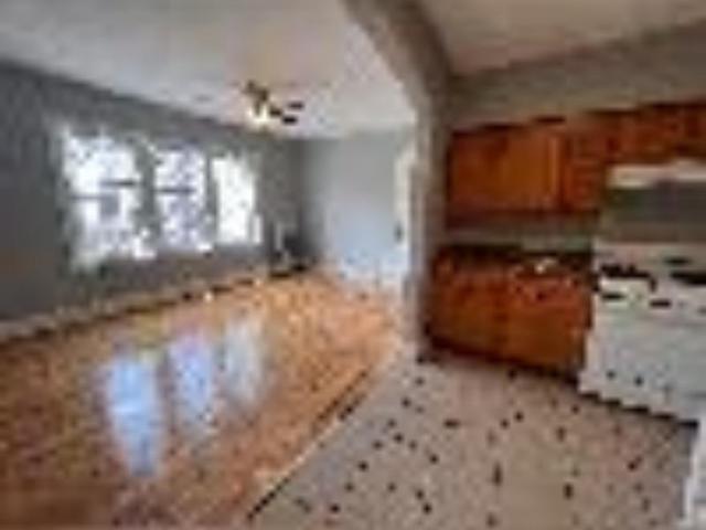 1 bedroom, Chicago IL 60304 104737598