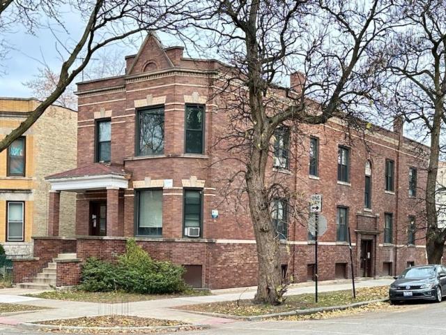 1 bedroom, Chicago IL 60647 105721175