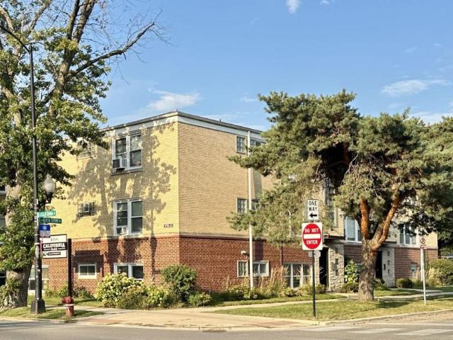 1 bedroom, Chicago IL 60645 104919419