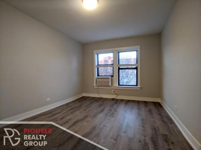 1 bedroom, Chicago IL 60657 102526850