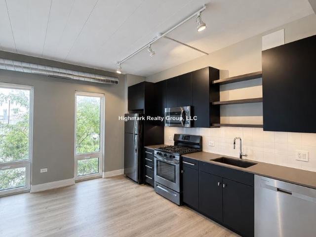 1 bedroom, Chicago IL 60657 104869063