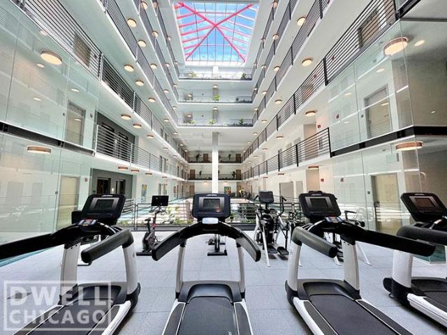 1 bedroom, Chicago IL 60657 104881411