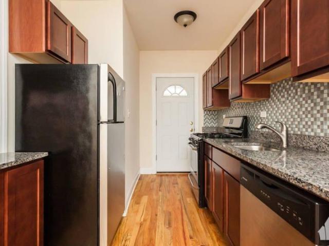 1 bedroom, Chicago IL 60657 105008685
