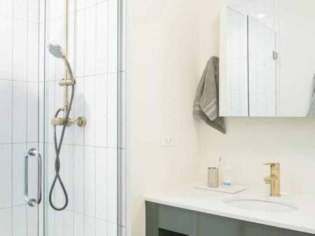 1 bedroom, Chicago IL 60654 105840602