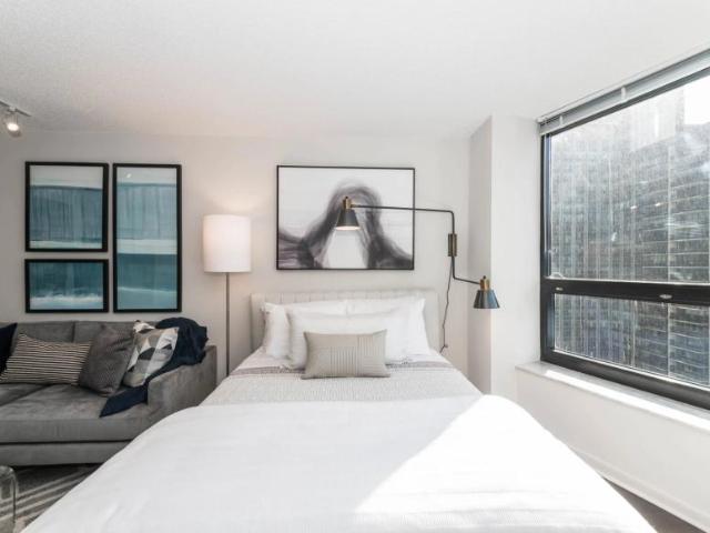 1 bedroom, Chicago IL 60601 104440023