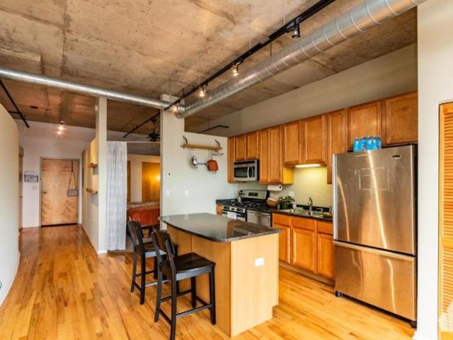 1 bedroom, Chicago IL 60607 104734835