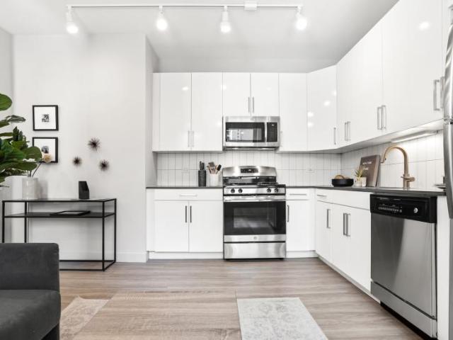 1 bedroom, Chicago IL 60606 105691173